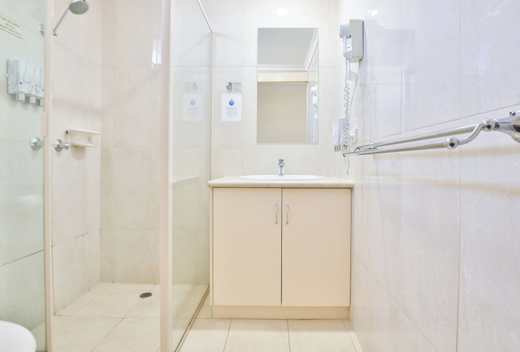 Bathroom 4, Boulevard Motor Inn, Mildura - Pt A