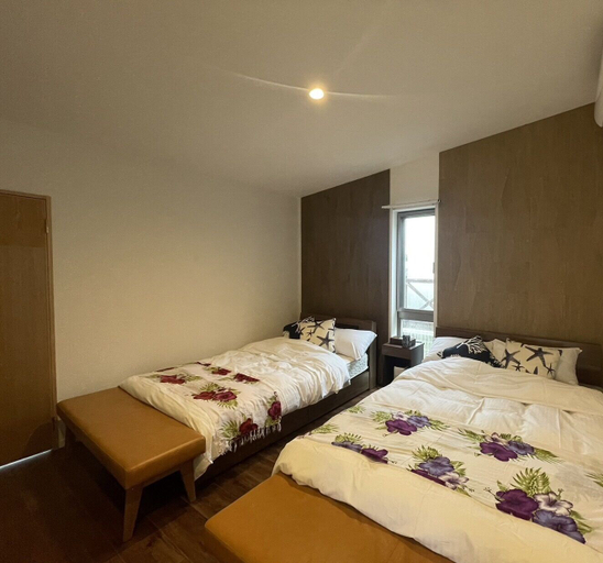 Bedroom 2, ONNASONBETTEI EN, Onna