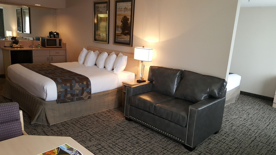 Bedroom 4, Shilo Inn Elko Suites, Elko