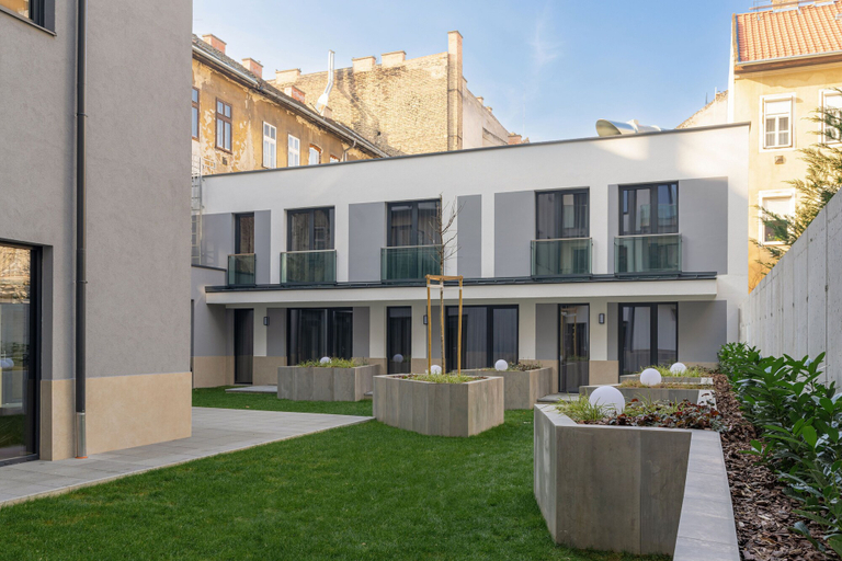 Exterior & Views 2, Onyx Luxury Budapest, Budapesti