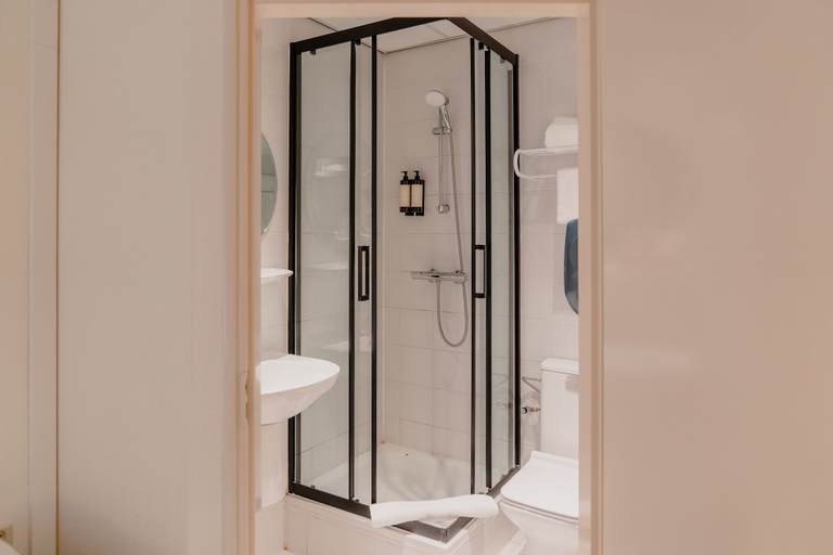 Bathroom 4, Hotel Fita, Amsterdam