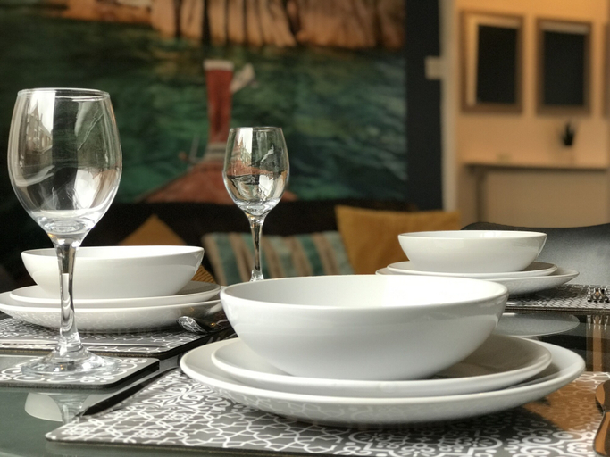 Food & Drinks, Bright Spacious 3-bed With Office & Patio, Preston, Lancashire