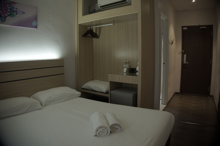 Bedroom 11