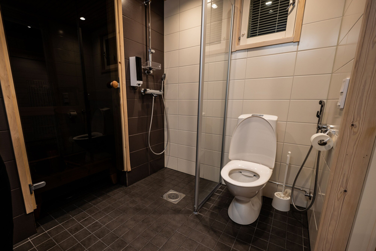 Bathroom 4, Ranua Resort Holiday Village, Lapland