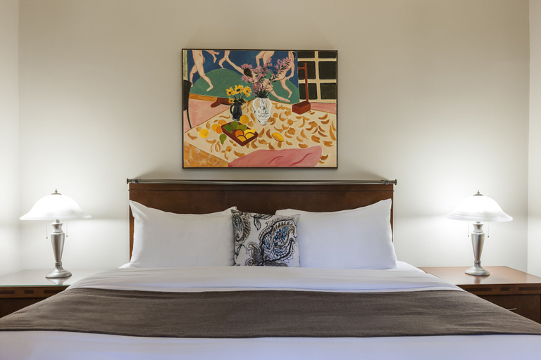 Bedroom 4, Chateau Versailles, Montréal