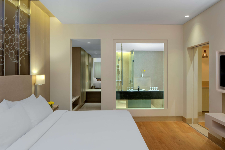 Bedroom 3, Radisson Gurugram Udyog Vihar, Delhi