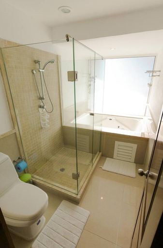Bathroom 3, MAGNIFICO DUPLEX a 1 calle de la 5ta av, Cozumel