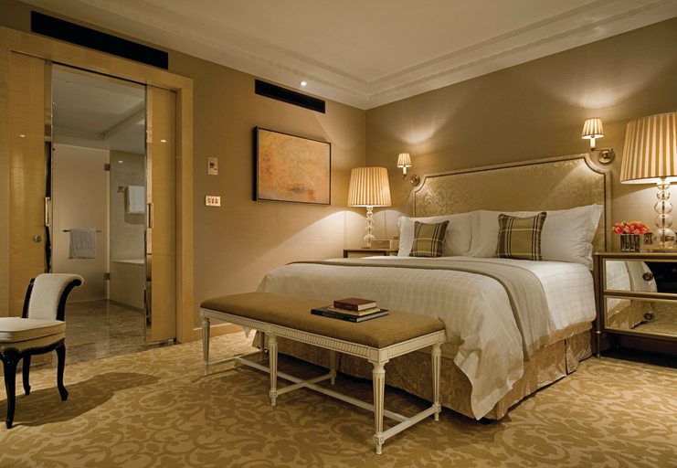 Bedroom 4, Four Seasons Hotel London at Park Lane, London