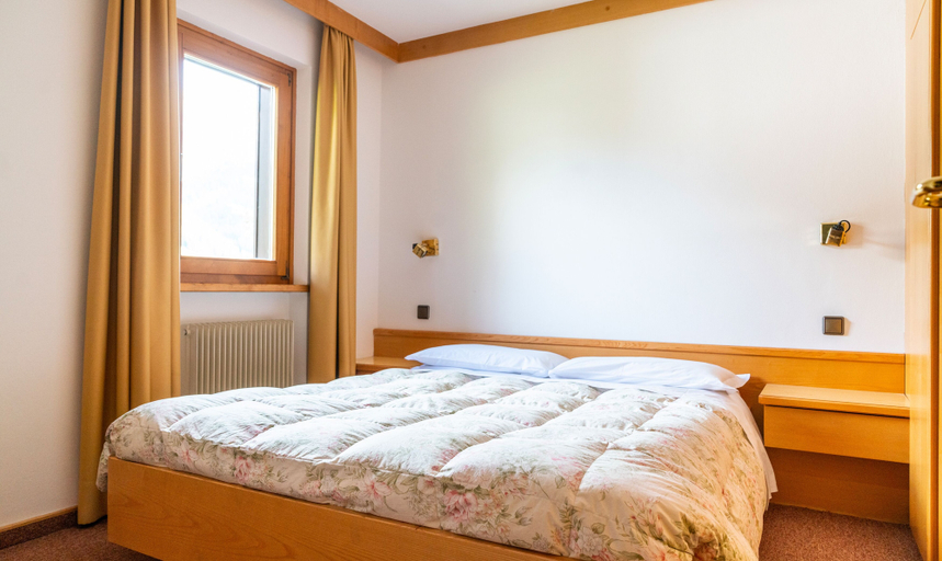 Bedroom 3, Apartments Lores, Bolzano