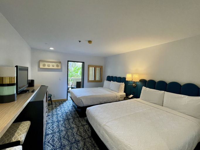 Bedroom 3, Catalina Canyon Inn, Los Angeles