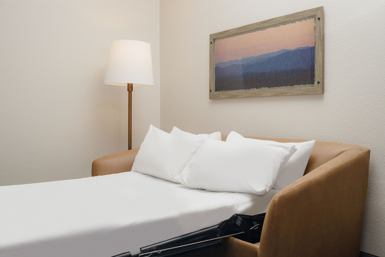 Bedroom 2, Fairfield Inn Memphis Southaven by Marriott, Desoto