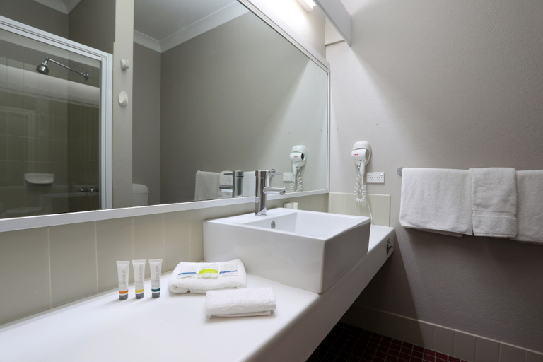 Bathroom 3, Comfort Inn Gateway Tamworth, Tamworth Regional - Pt A