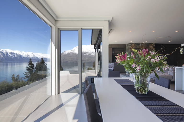 Others 5, The Views and Spa by Staysouth, Queenstown-Lakes