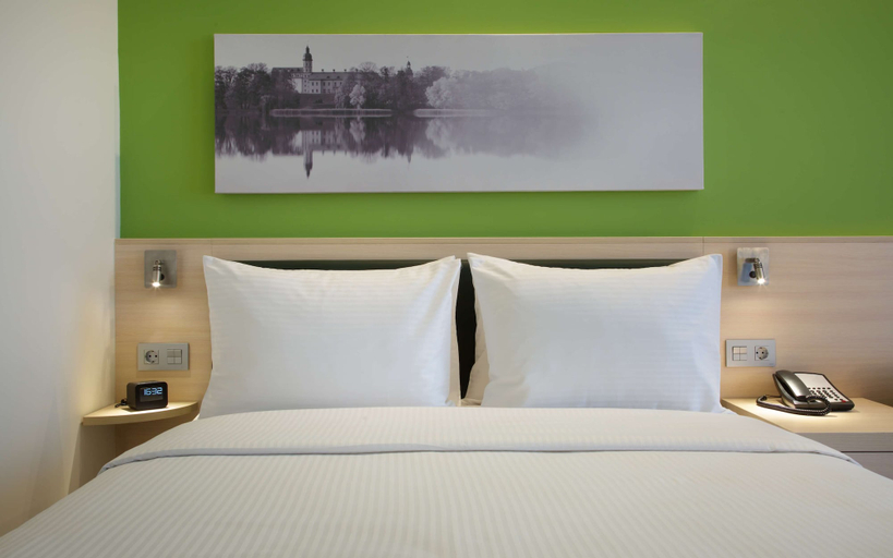 Bedroom 3, Hampton by Hilton Minsk City Centre, Minsk