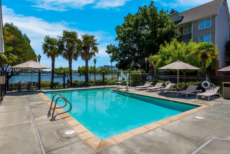 Sport & Beauty 5, Sonesta ES Suites San Francisco Airport Oyster Point Waterfront, San Mateo