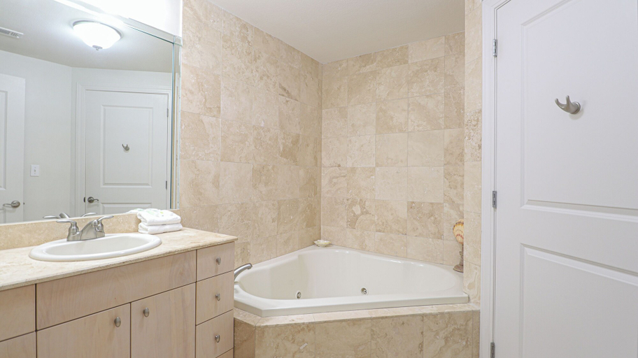 Bathroom 5, Sea Breeze 1002 Penthouse, Harrison