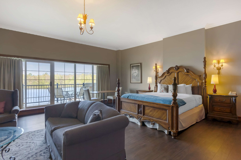 Bedroom 2, Christie's Mill Inn & Spa, BW Premier Collection, Lake Hurron