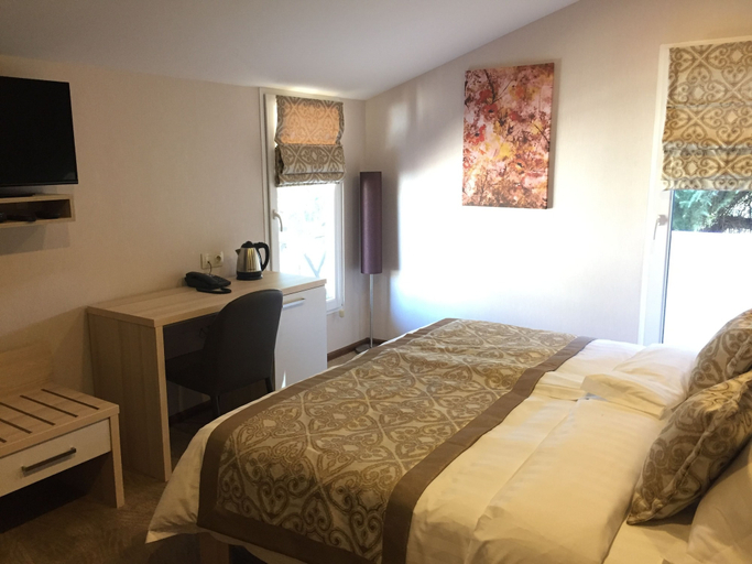 Bedroom 2, Iberia Didube, Tbilisi