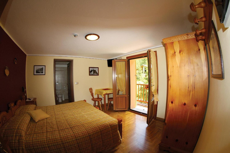 Bedroom 3, Albergo Herbetet, Aosta