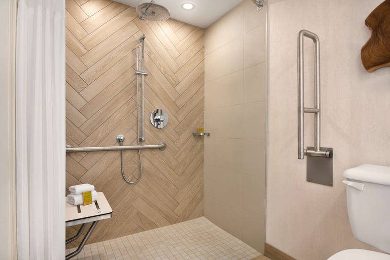 Bathroom 5, Hilton Vancouver Airport, Greater Vancouver