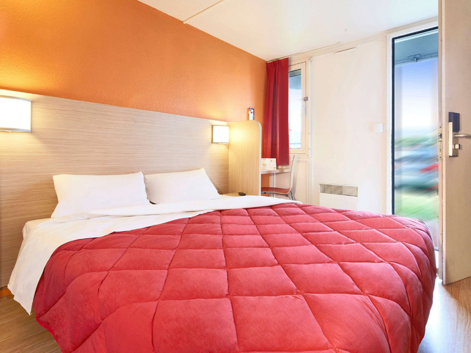 Bedroom 3, Première Classe Paris Ouest - Nanterre - La Défense, Hauts-de-Seine