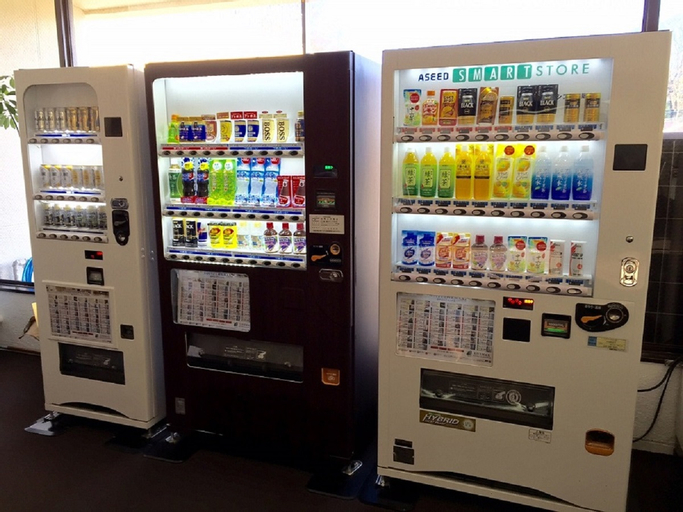 Food & Drinks