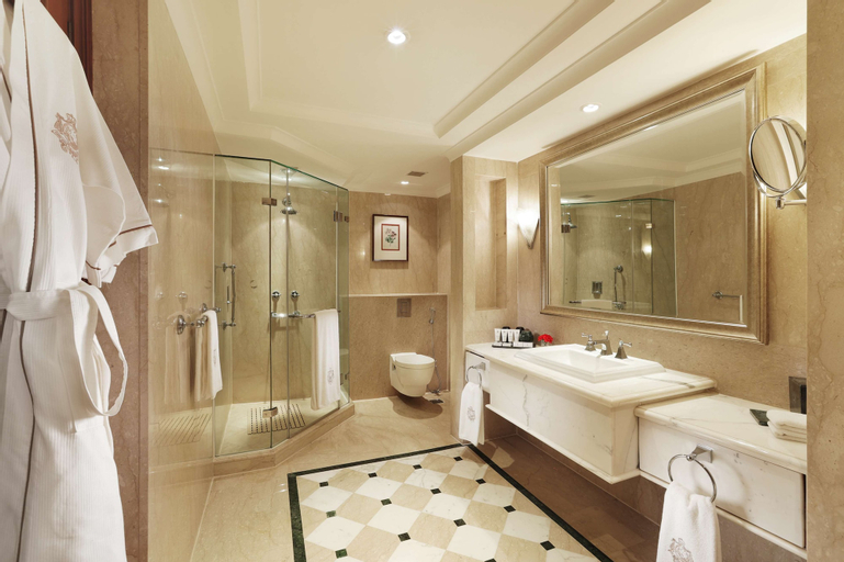Bathroom 5