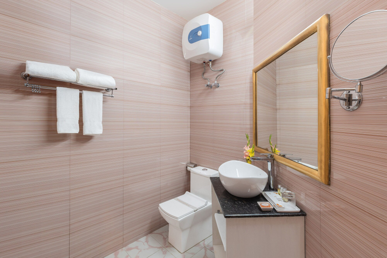 Bathroom 4, Pride Ashiyana Resort Mussoorie, Dehradun