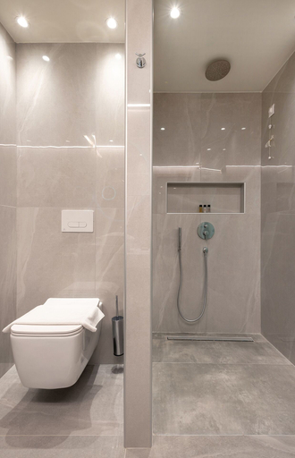 Bathroom 5, Grand Patelli, North Aegean