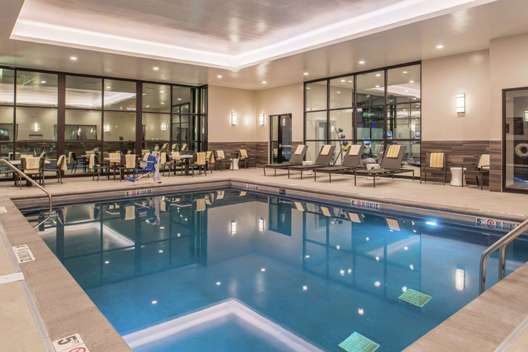 Sport & Beauty 3, Doubletree by Hilton Lafayette East, IN, Tippecanoe