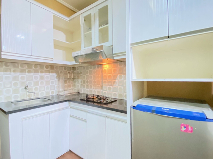 Private kitchen 3, Modest 2Br Apartment At Suites @Metro, Bandung