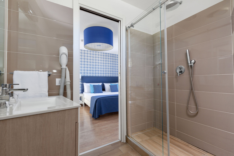 Bathroom 4, Hotel Vista di Capri, Napoli
