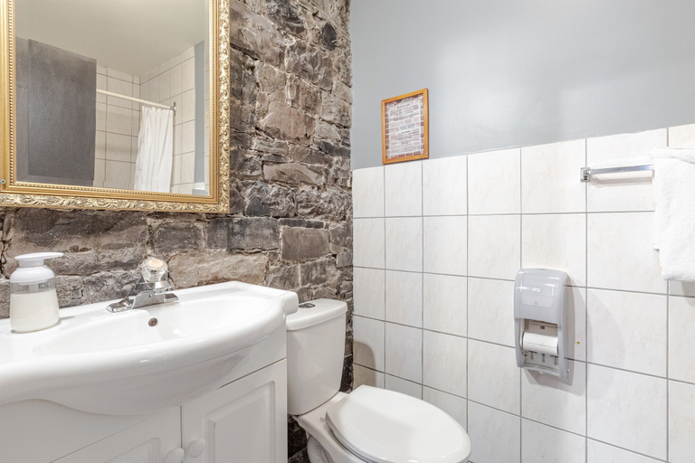 Bathroom 4, Hôtel Jardin Du Gouverneur, Communauté-Urbaine-de-Québec