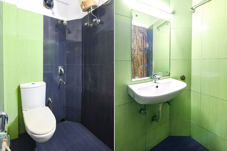 Bathroom, FabHotel Prime Rockstar, Kolkata