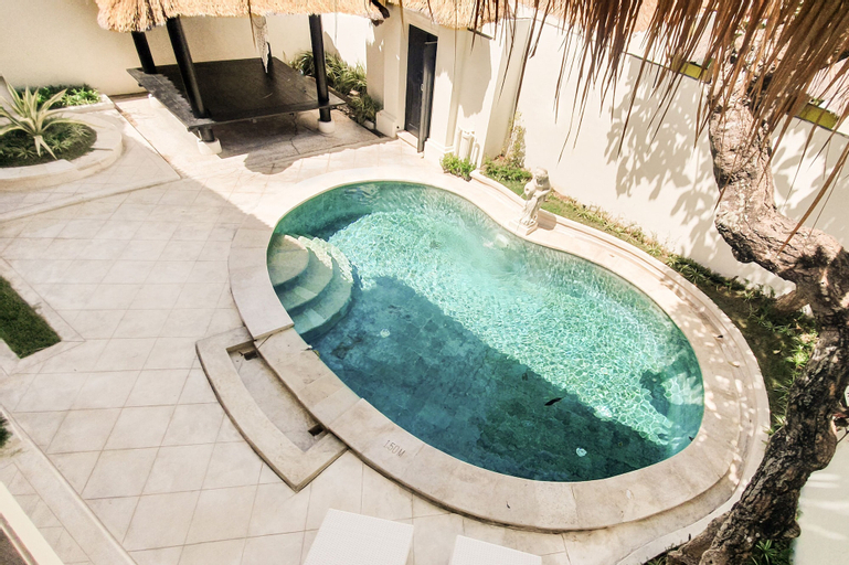 Swimming Pool 17