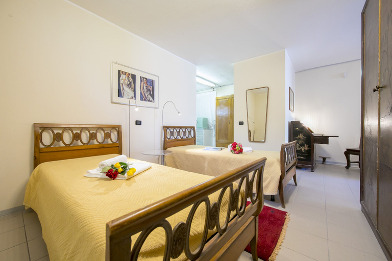 Bedroom 3, Casa Delle Mele, Como