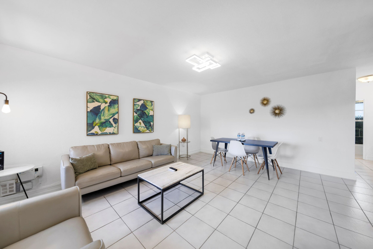 Others 5, Waterfront One-Bedroom Apt, Miami-Dade