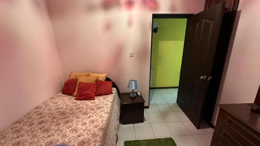 Room 4, Villa - Private Pool, Free Parking & pet Friendly