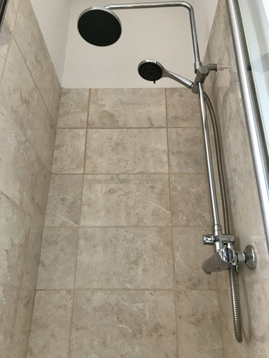 Bathroom 4, 3 Bedroom House Close to M6 & M55, Lancashire