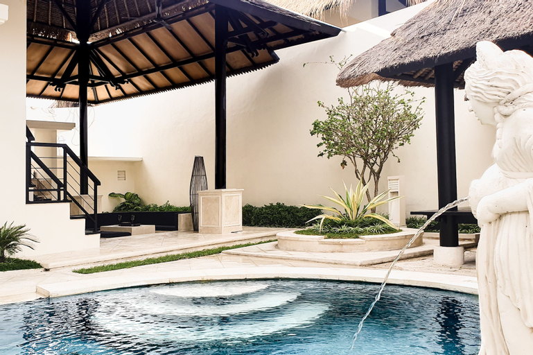 Swimming Pool 15