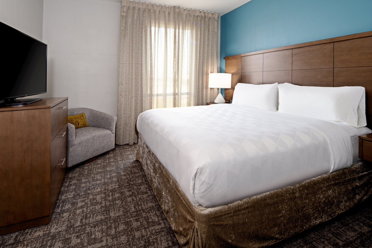 Bedroom 4, Staybridge Suites LONG BEACH AIRPORT, Los Angeles