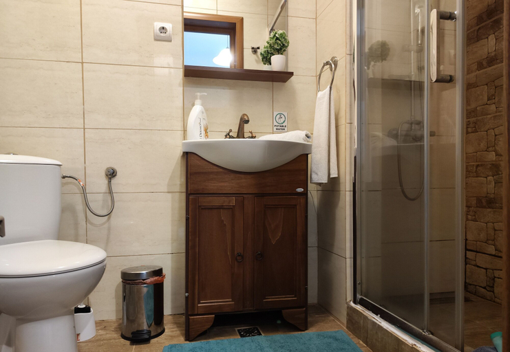 Bathroom, Buon Studio Sibiu, near train station and Small Square Old Town, Sibiu