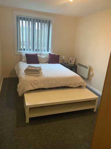 Bedroom 2, Luxury Stay With Sauna, Gym, and Pool in Leicester, Leicester