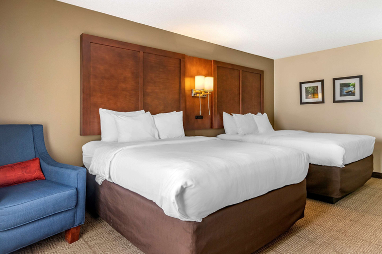 Bedroom 3, Comfort Inn & Suites Statesboro - University Area, Bulloch