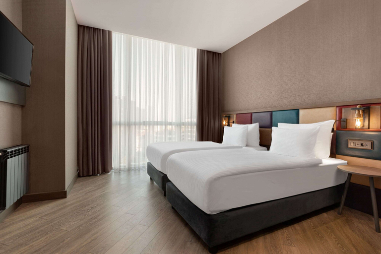 Bedroom 4, Ramada Encore by Wyndham Istanbul Avcilar, Avcılar