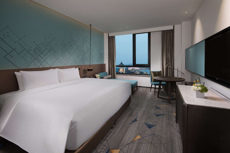 Bedroom 3, DoubleTree by Hilton Qingdao Oriental Movie Metropolis, Qingdao