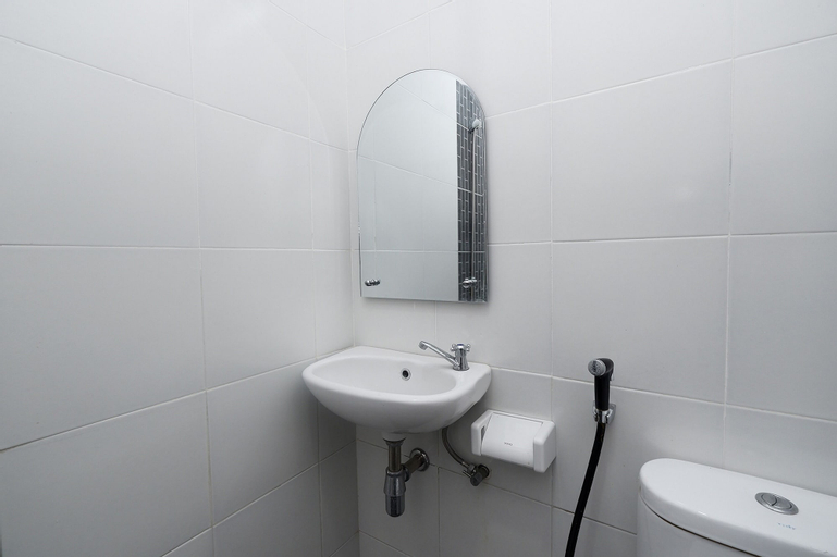 Bathroom 4