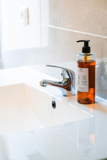 Bathroom, Cam es Apartment by Atlantic Holiday, Funchal
