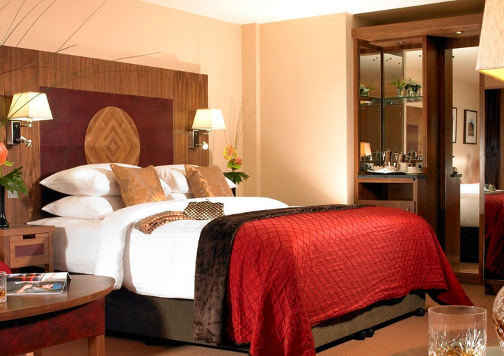 Bedroom 3, Westport Plaza Hotel