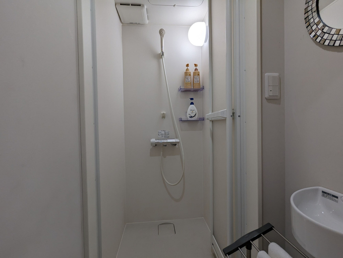 Bathroom 2, Koganeno-Mori Apartment, Nagoya